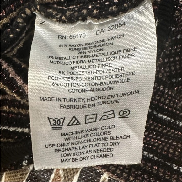 Urban Outfitters Sweater Cropped Knit Metallic Black Rust Size Medium - Picture 7 of 7